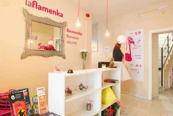 La Flamenka Hostel Sevilla Eksteriør billede